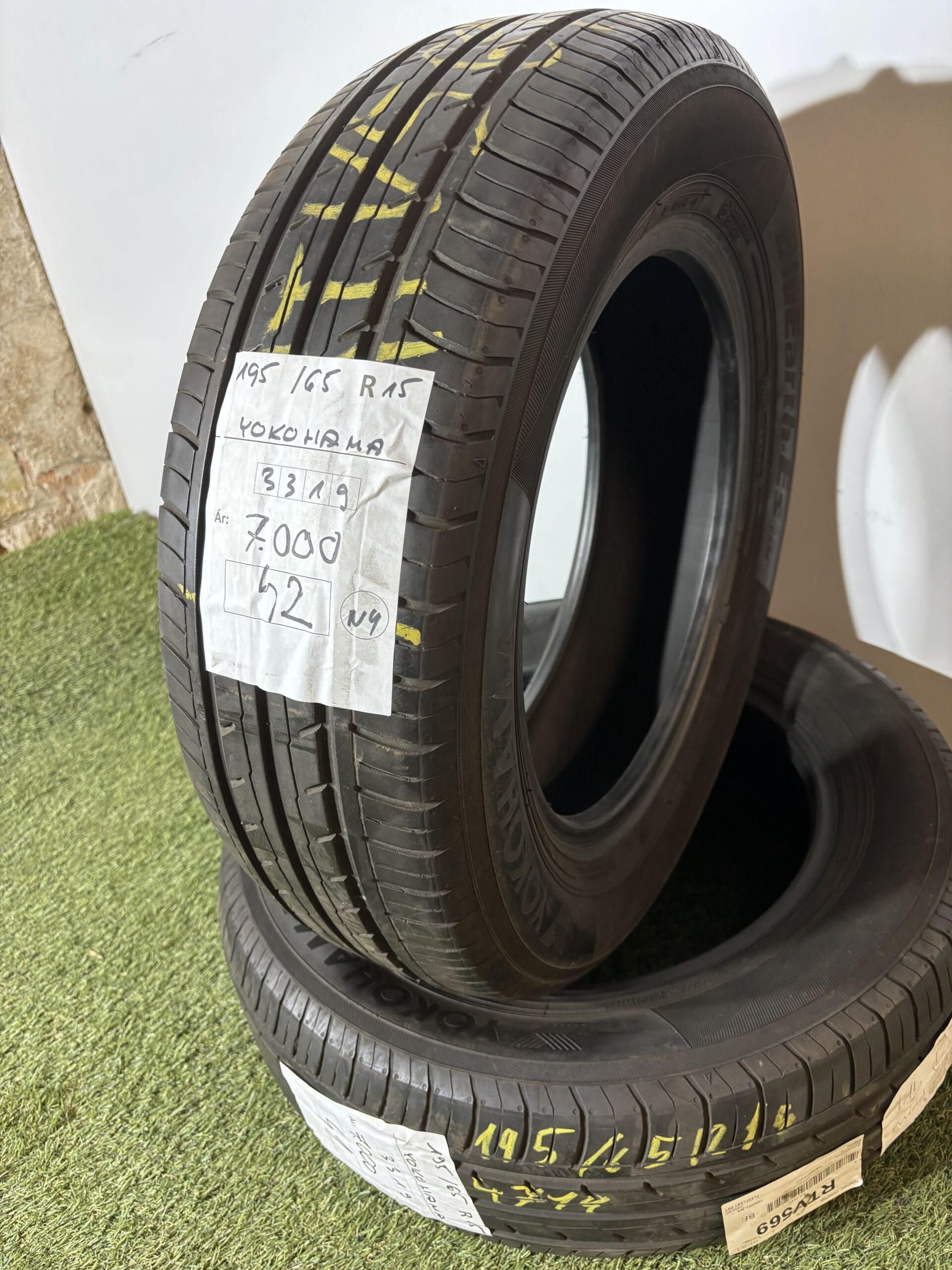 Yokohama 195/65 R15